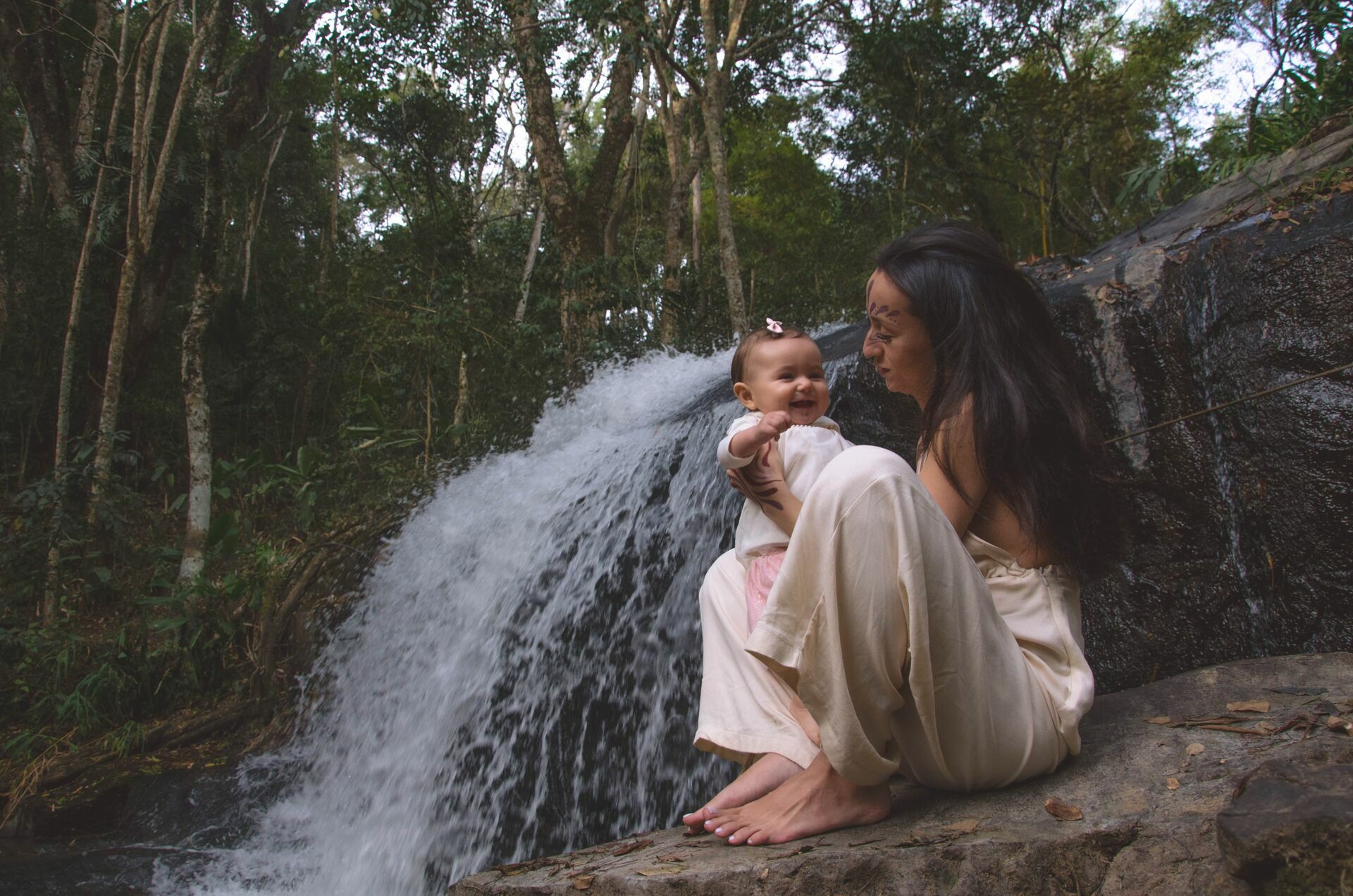 Foto Ensaio mãe e bebê Foto Ensaio mãe e bebê - Imagem 9