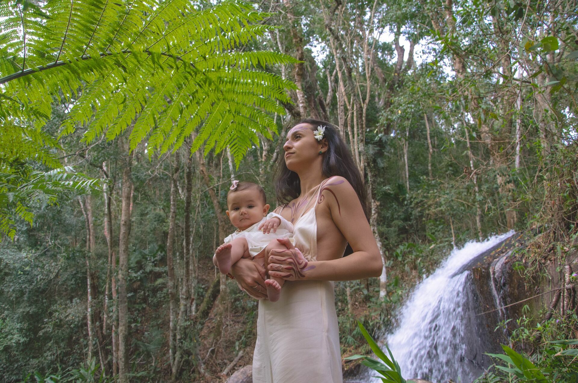 Foto Ensaio mãe e bebê Foto Ensaio mãe e bebê - Imagem 16