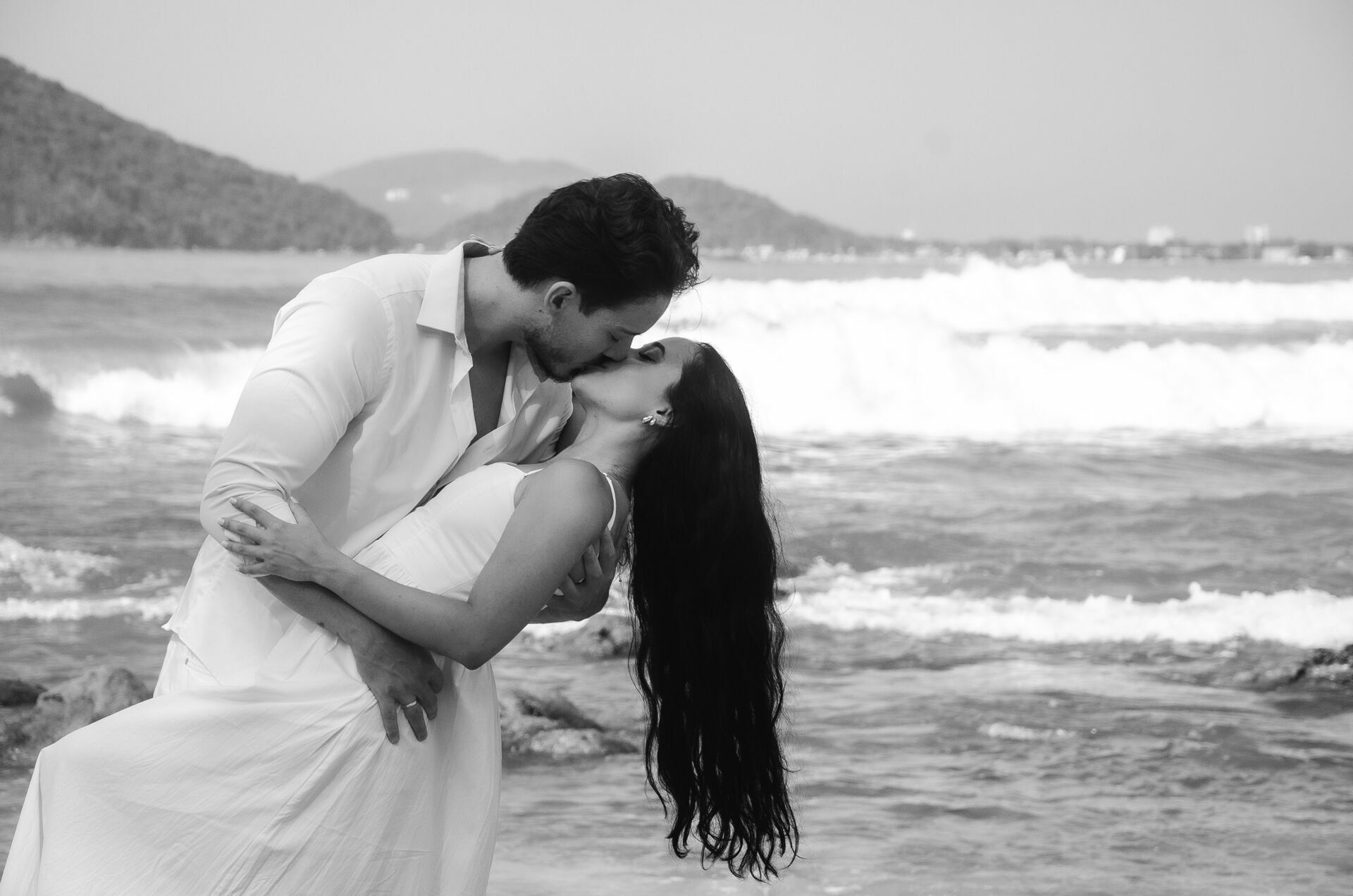 Foto Ensaio pré wedding documental na praia - Imagem 10